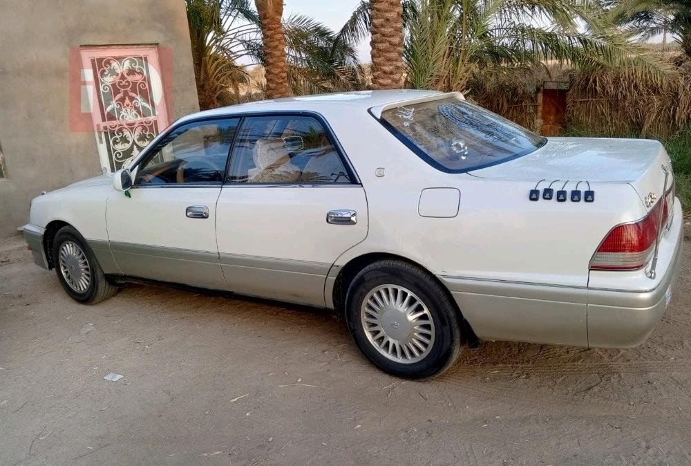 تويوتا كراون